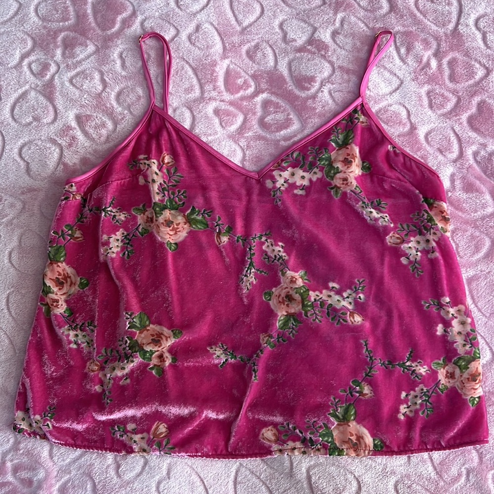 Victoria Secret Crop